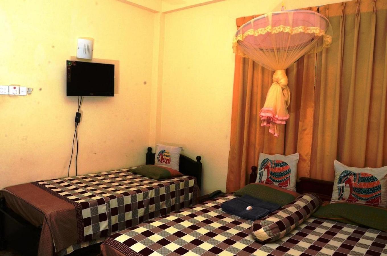 Kandy Paradise Hotel & Spa Gelioya エクステリア 写真