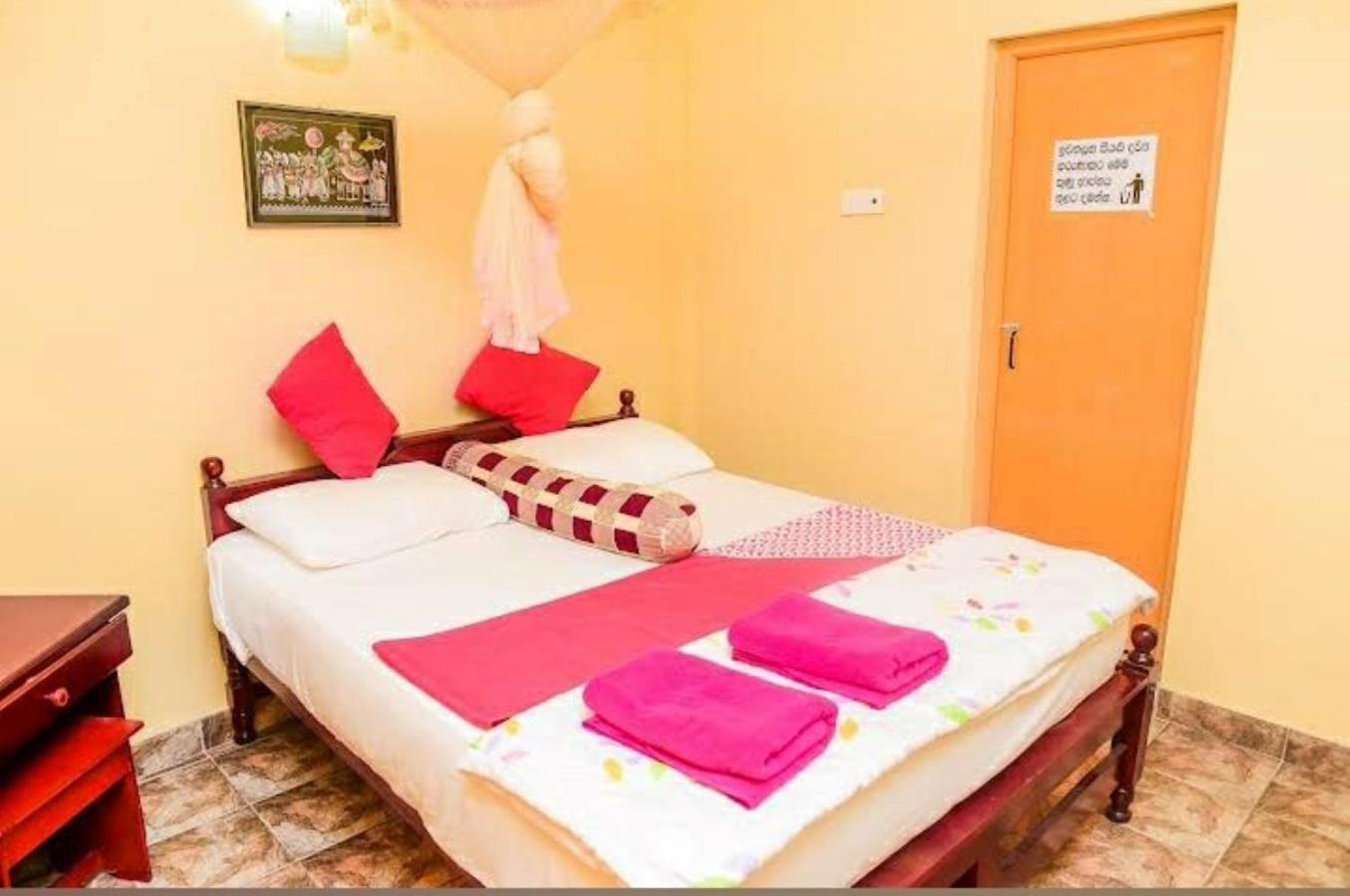 Kandy Paradise Hotel & Spa Gelioya エクステリア 写真