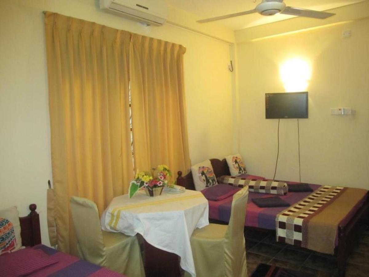 Kandy Paradise Hotel & Spa Gelioya エクステリア 写真